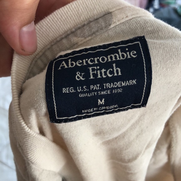 Camo Abercrombie shirt Size M - Picture 3 of 3